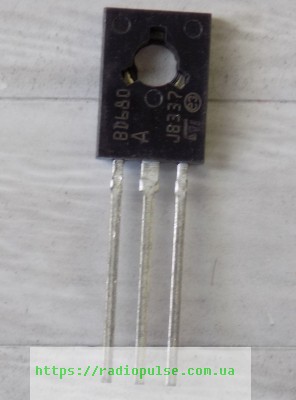 tranzistor-bd680a Транзистор BD680A (p-n-p) - Зображення 1