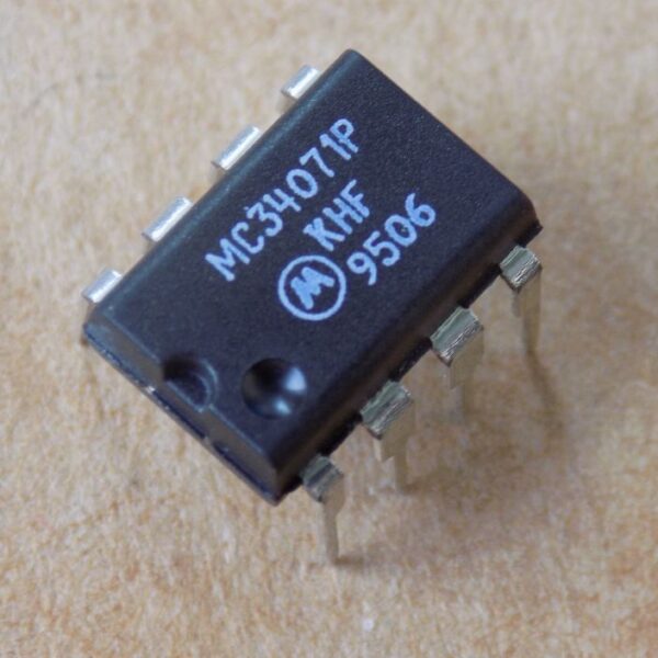 Мікросхема MC34071P оригінал, DIP8