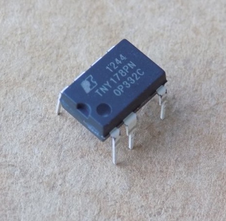 tranzistor-tny178pn Мікросхема TNY178PN оригінал , DIP7 - Зображення 1